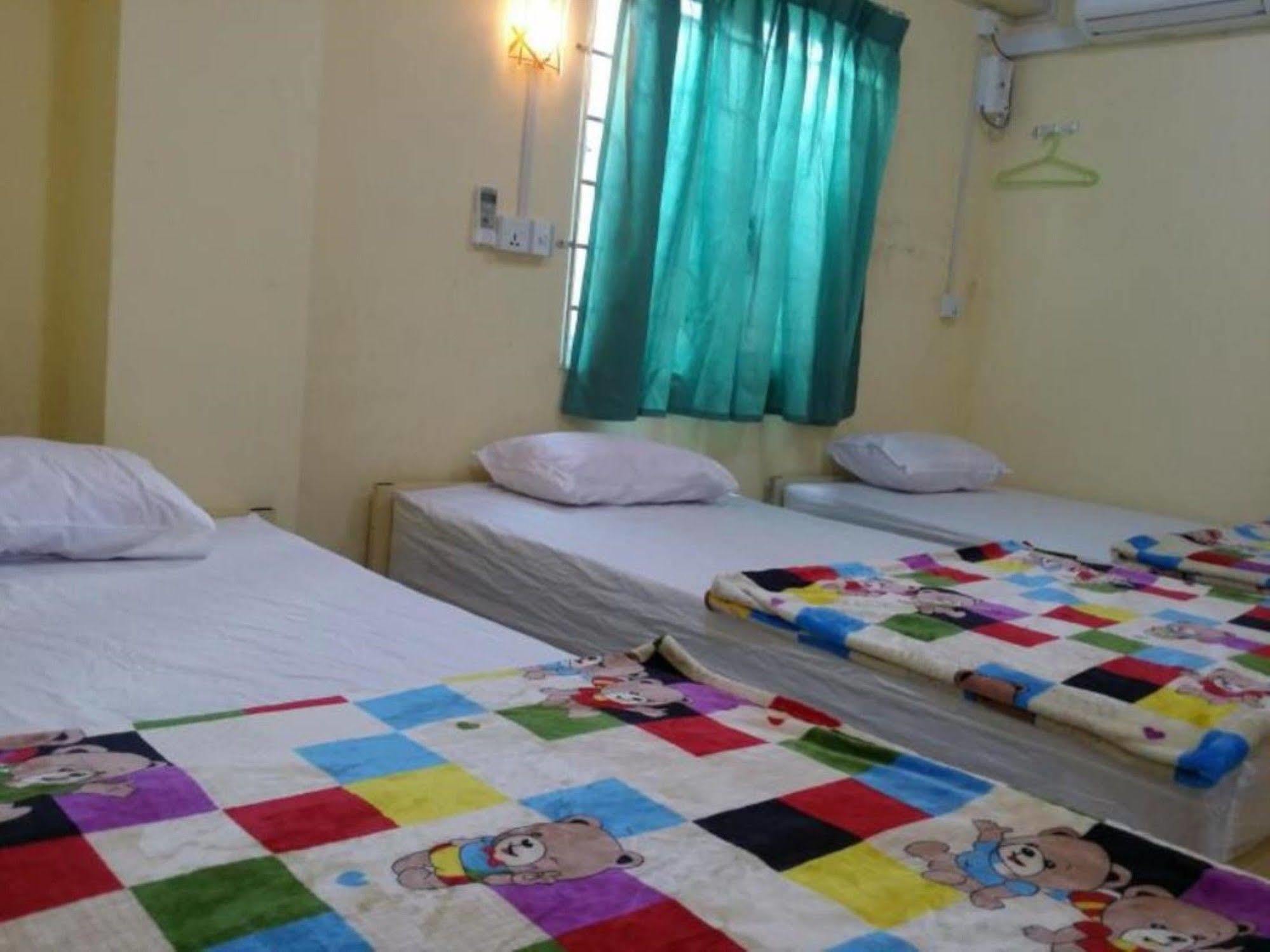 T Venus Hostel Rangun Kültér fotó